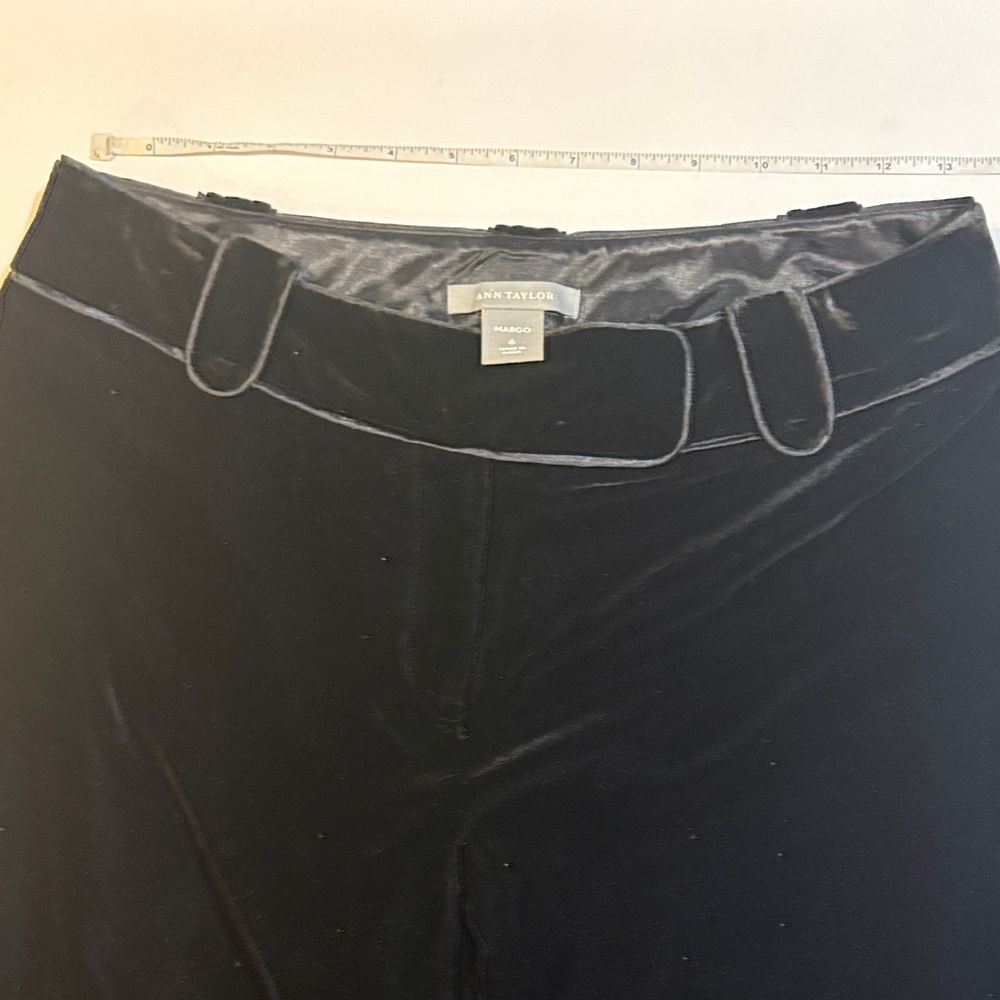 Ann Taylor Margo Black Velvet Pants Women’s Dress Pants Straight Leg Size 6 - Picture 3 of 9